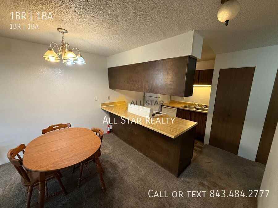 1315 Cordova St #205 - Photo 5 of 12