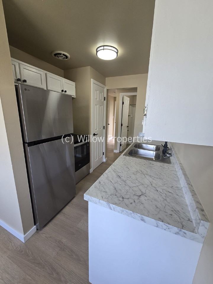 12020 Edgewood Ave Sw - Photo 5 of 9
