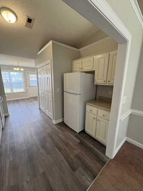 1213B Price Dr - Photo 7 of 21