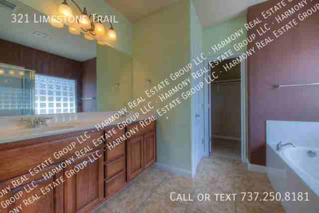 321 Limestone Trl - Photo 7 of 30
