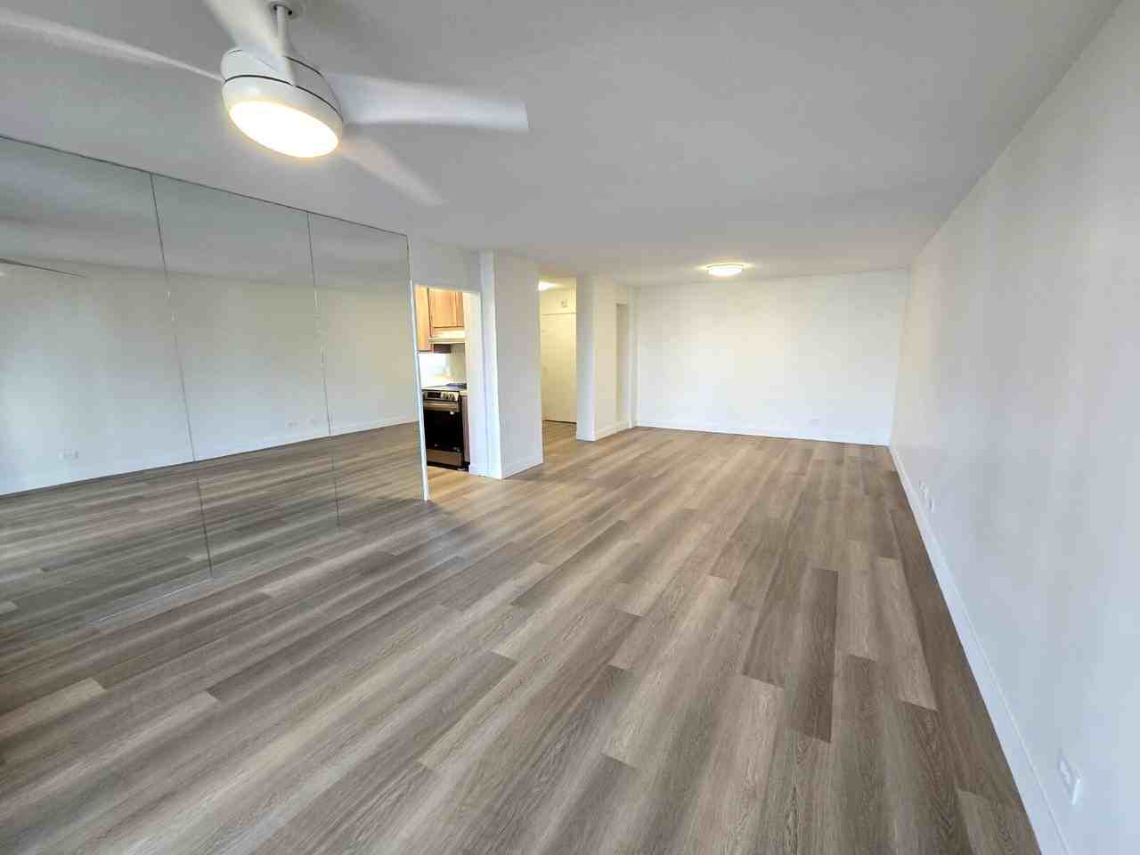 920 Ward Ave - Photo 3 of 25