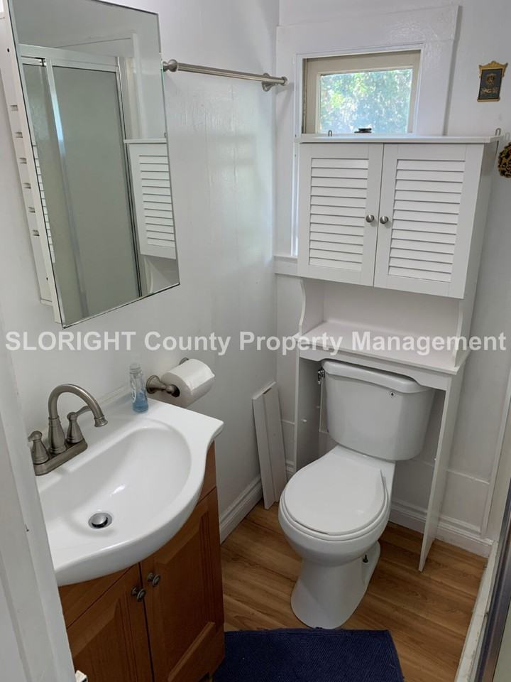 2045 Story St - Photo 3 of 15