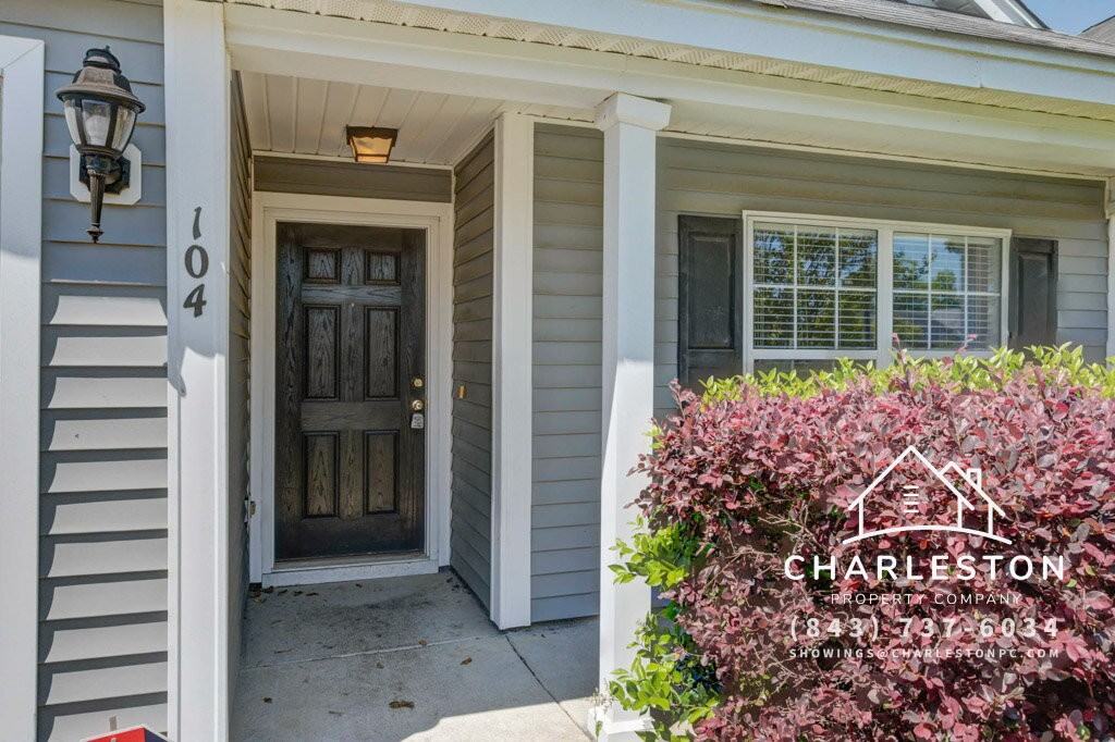 104 Wildberry Ln - Photo 2 of 15