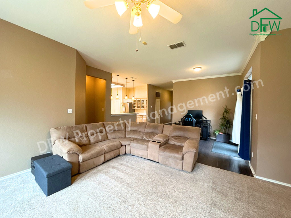 9091 San Joaquin Trl - Photo 4 of 21