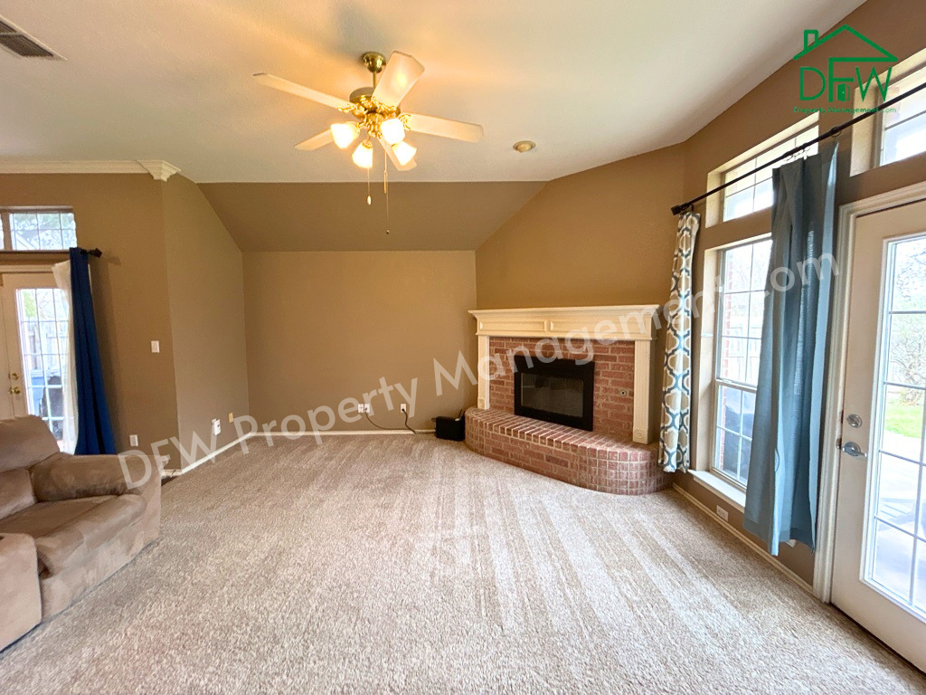 9091 San Joaquin Trl - Photo 5 of 21