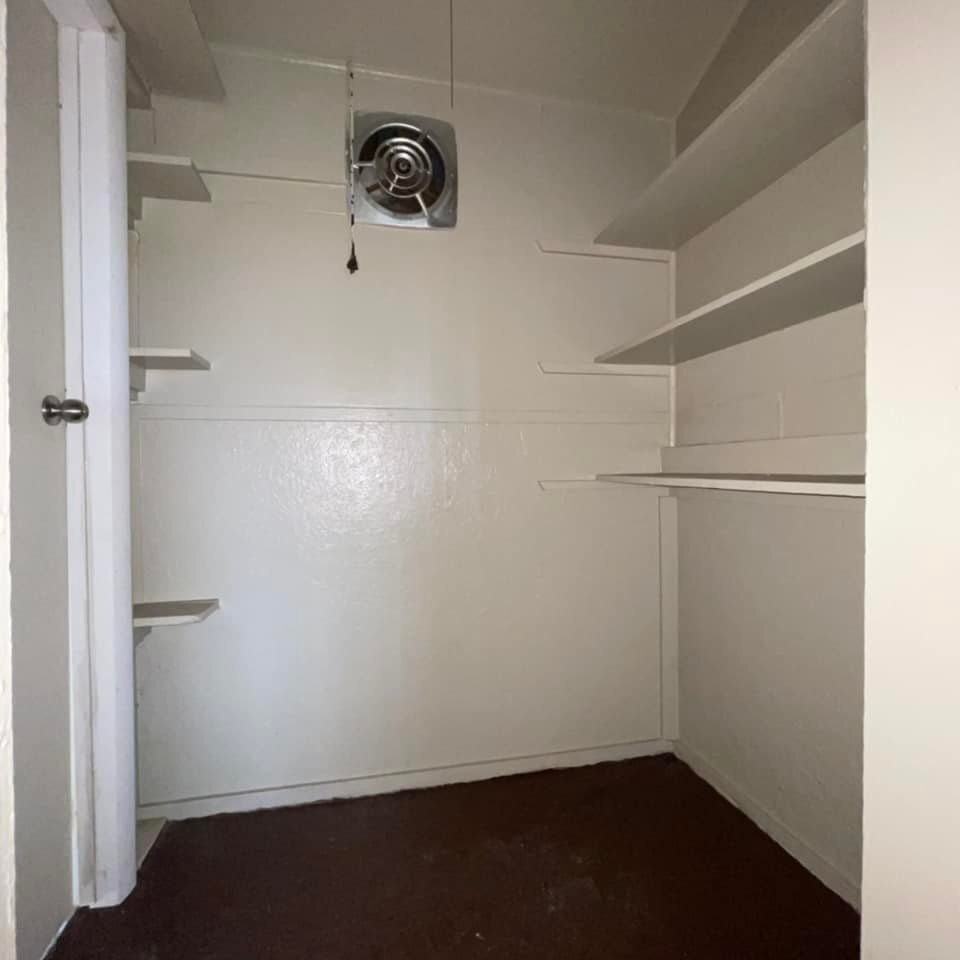 1615 Home Ave - Photo 4 of 13