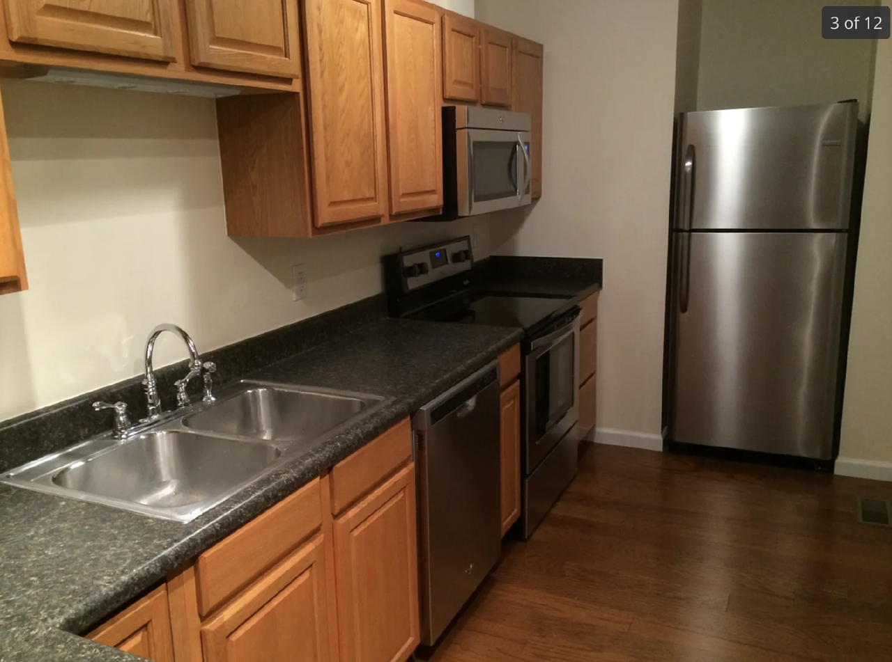 309 S Bloodworth St - Photo 3 of 11