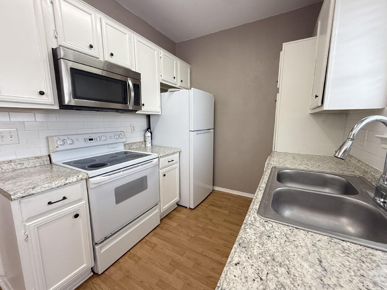 1327 Speight Ave - Photo 7 of 20