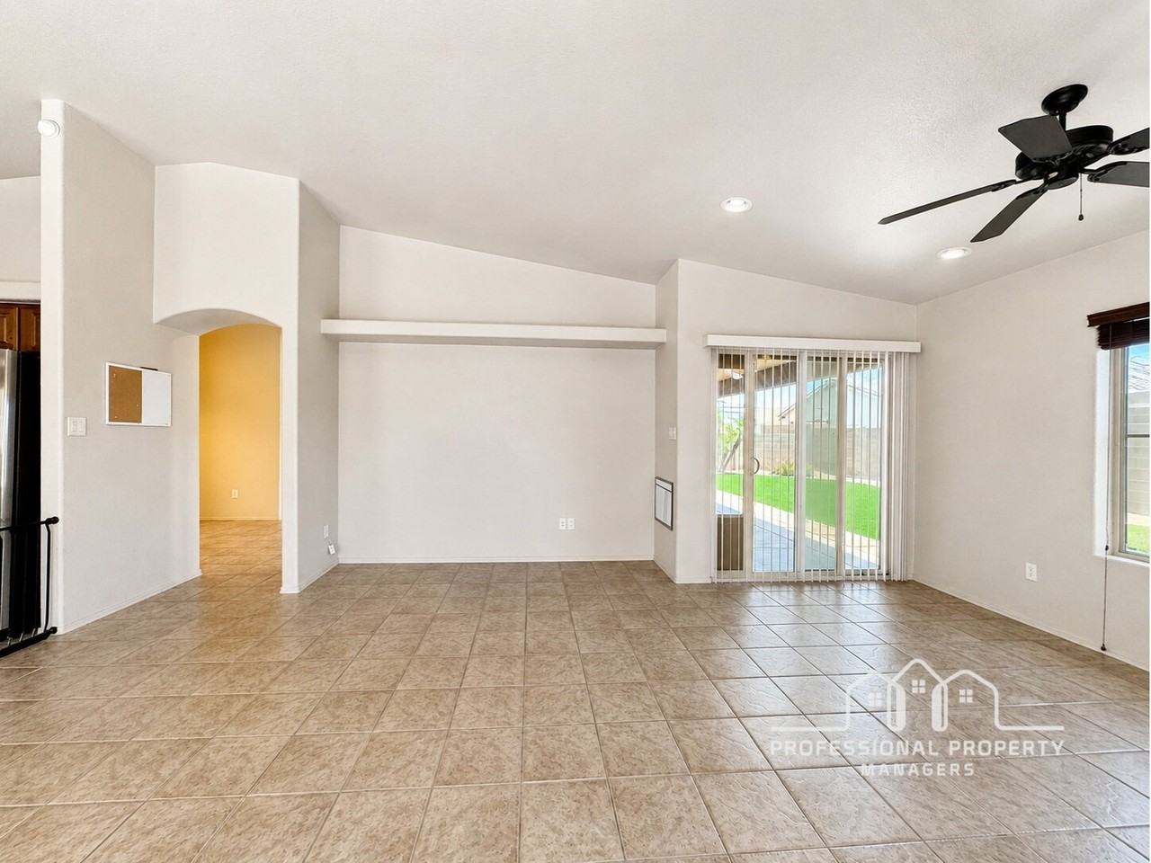 11597 E 25th St - Photo 3 of 20