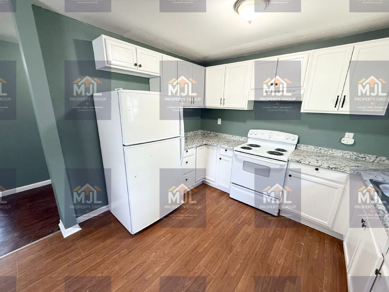 708 N Willow Ave - Photo 6 of 24