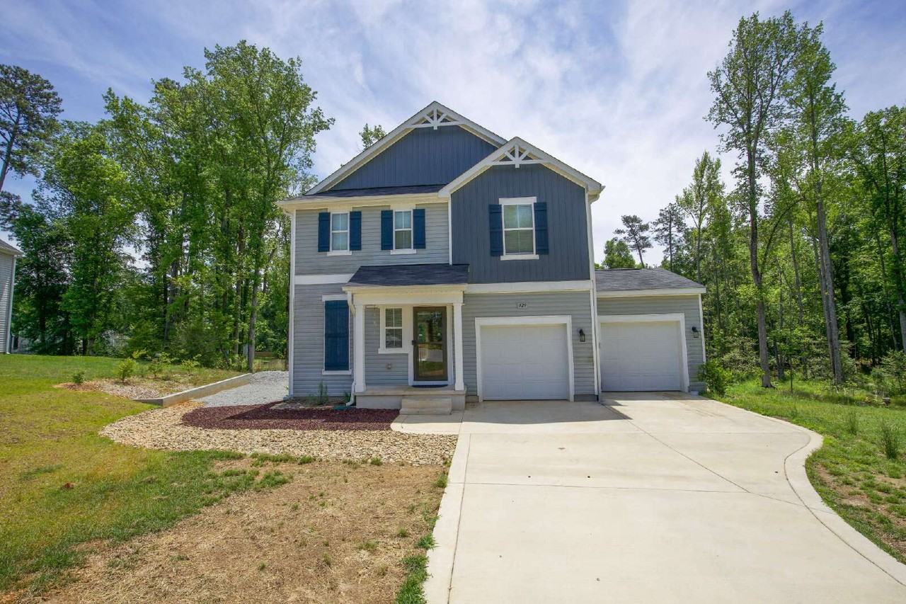 429 Century Ln - Photo 3 of 46