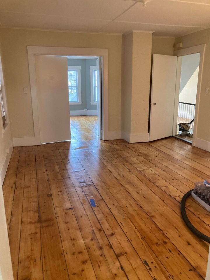 5 Gagne St - Photo 3 of 10