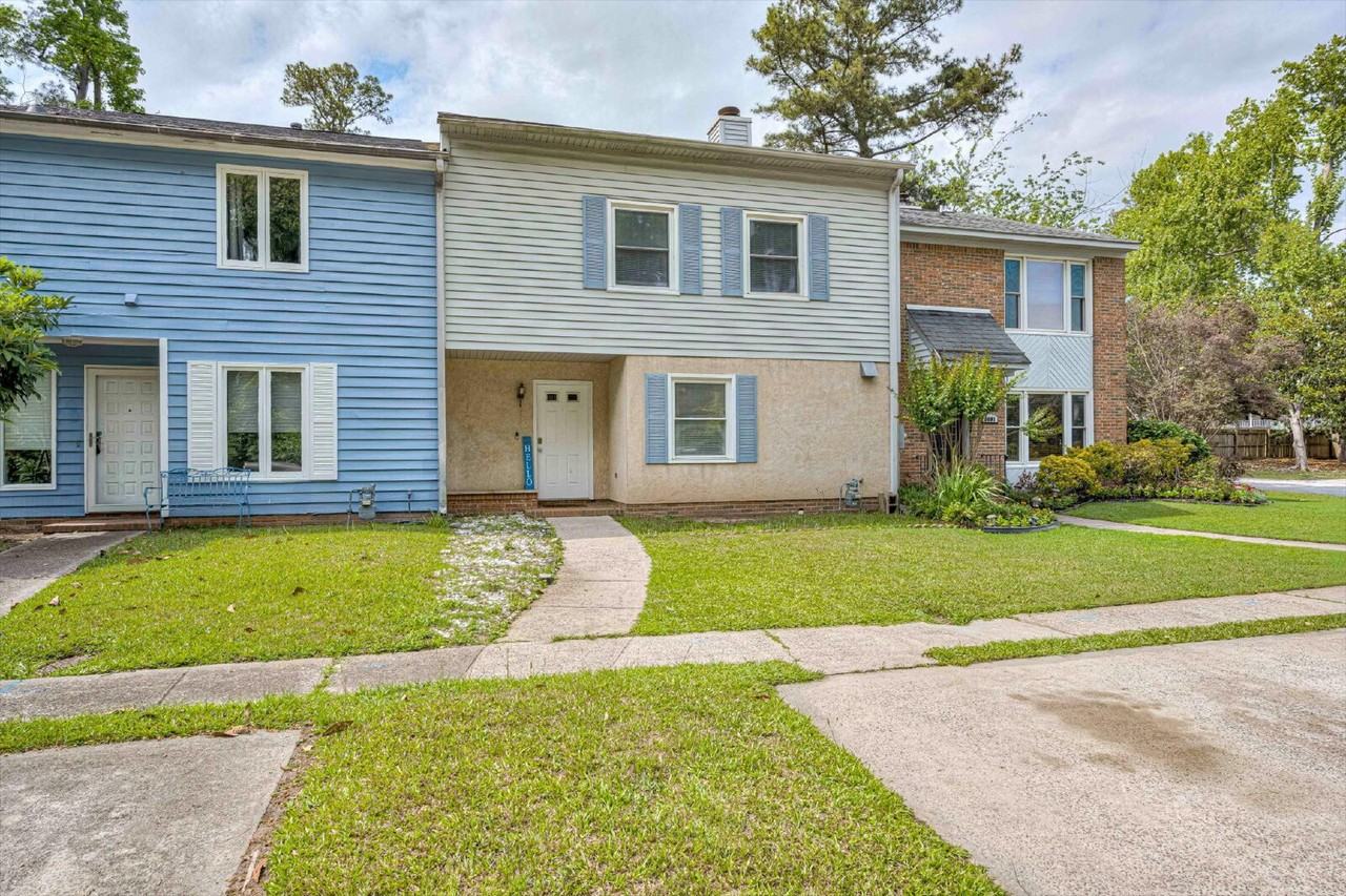3003 Creek View Ct - Photo 2 of 37