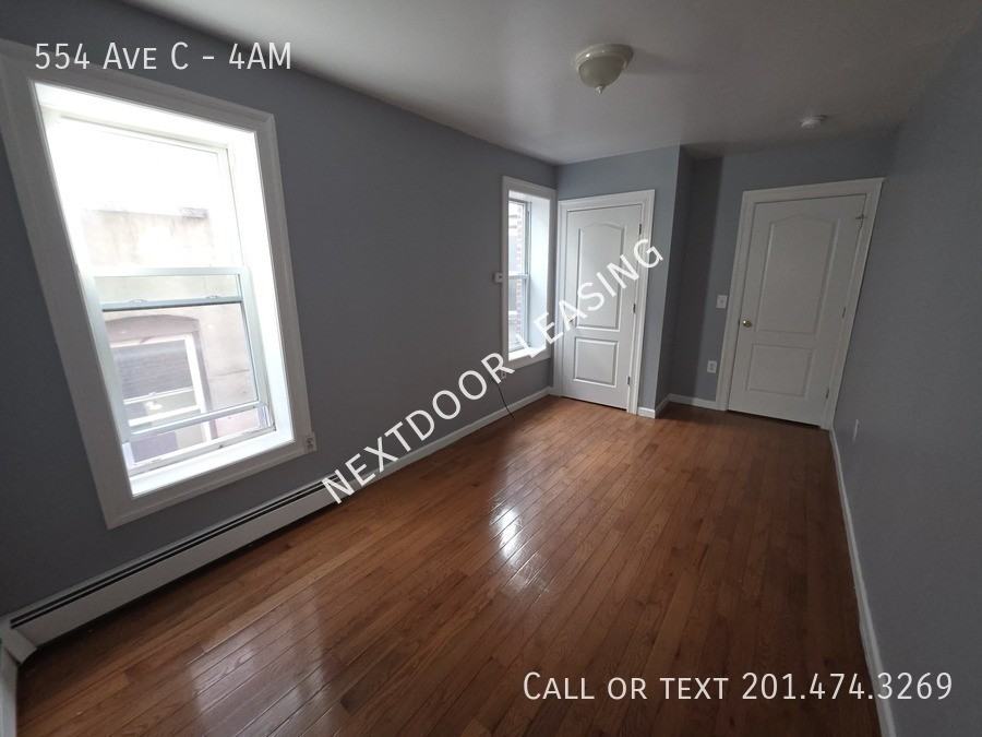 554 Avenue C #4AM - Photo 5 of 8