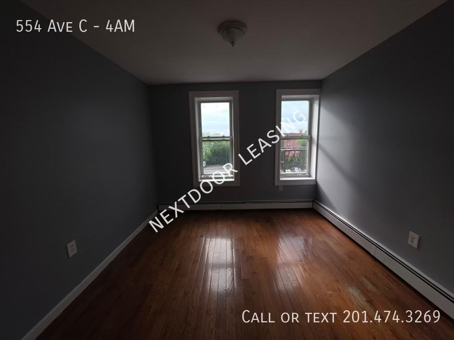 554 Avenue C #4AM - Photo 6 of 8