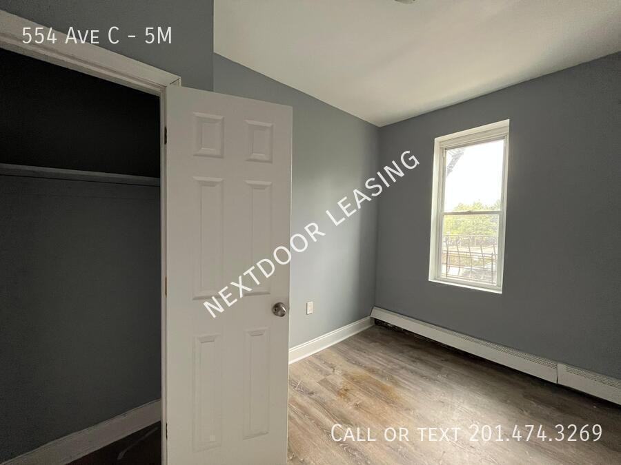 554 Avenue C #5M - Photo 4 of 7