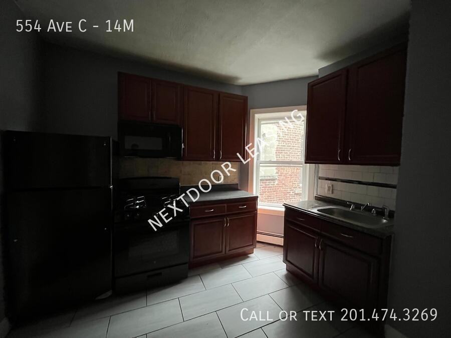 554 Avenue C #14M - Photo 2 of 7