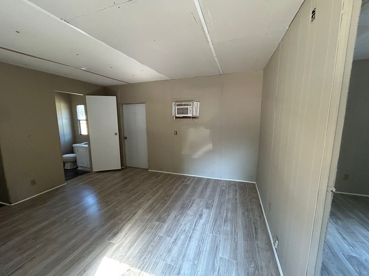 4502 E Old Marion Hwy #6 - Photo 6 of 10