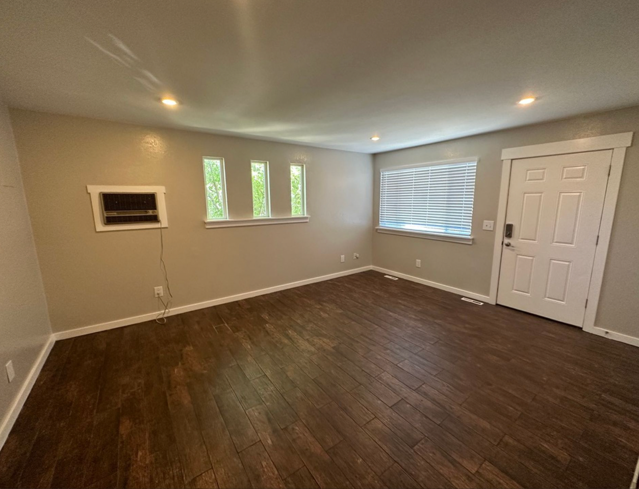 5253 Meade St #5253 - Photo 5 of 18