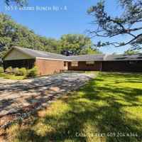 featured image of 565 E Round Bunch Rd #A