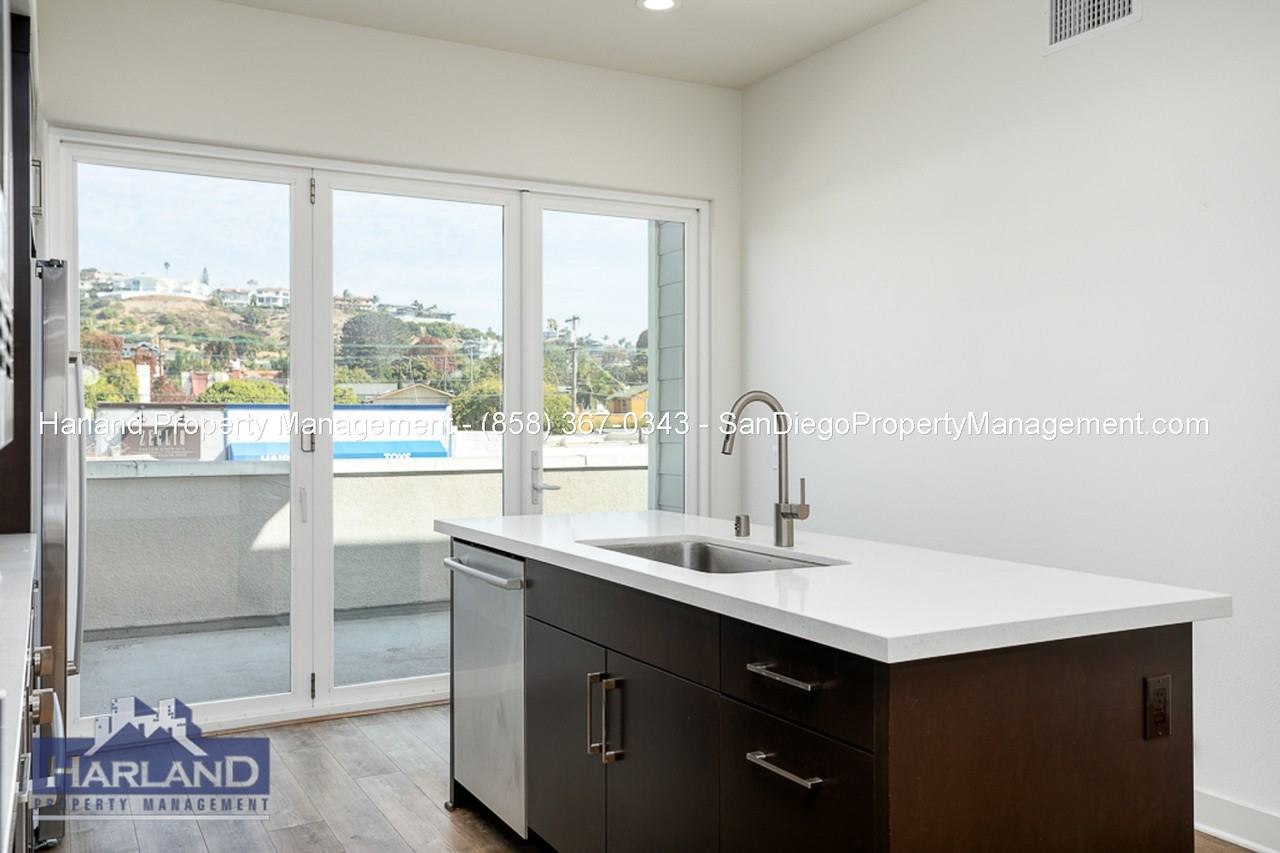 5702 La Jolla Blvd - Photo 5 of 15