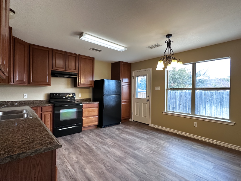 5111 Graceland Dr #A - Photo 5 of 14