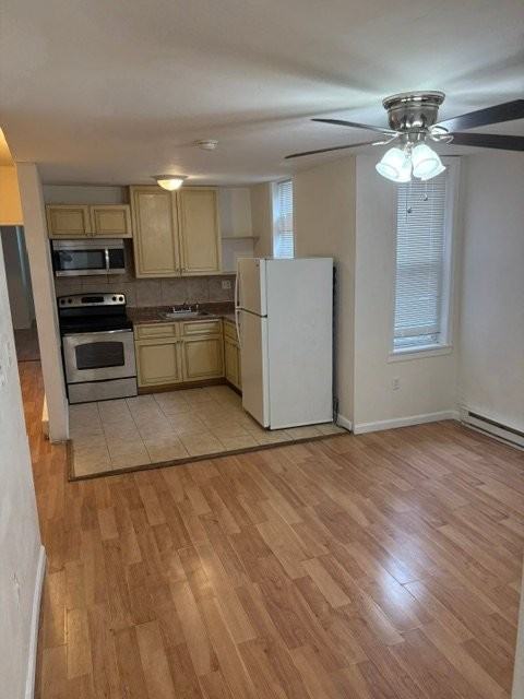 1206 W Airdrie St #2 - Photo 4 of 18