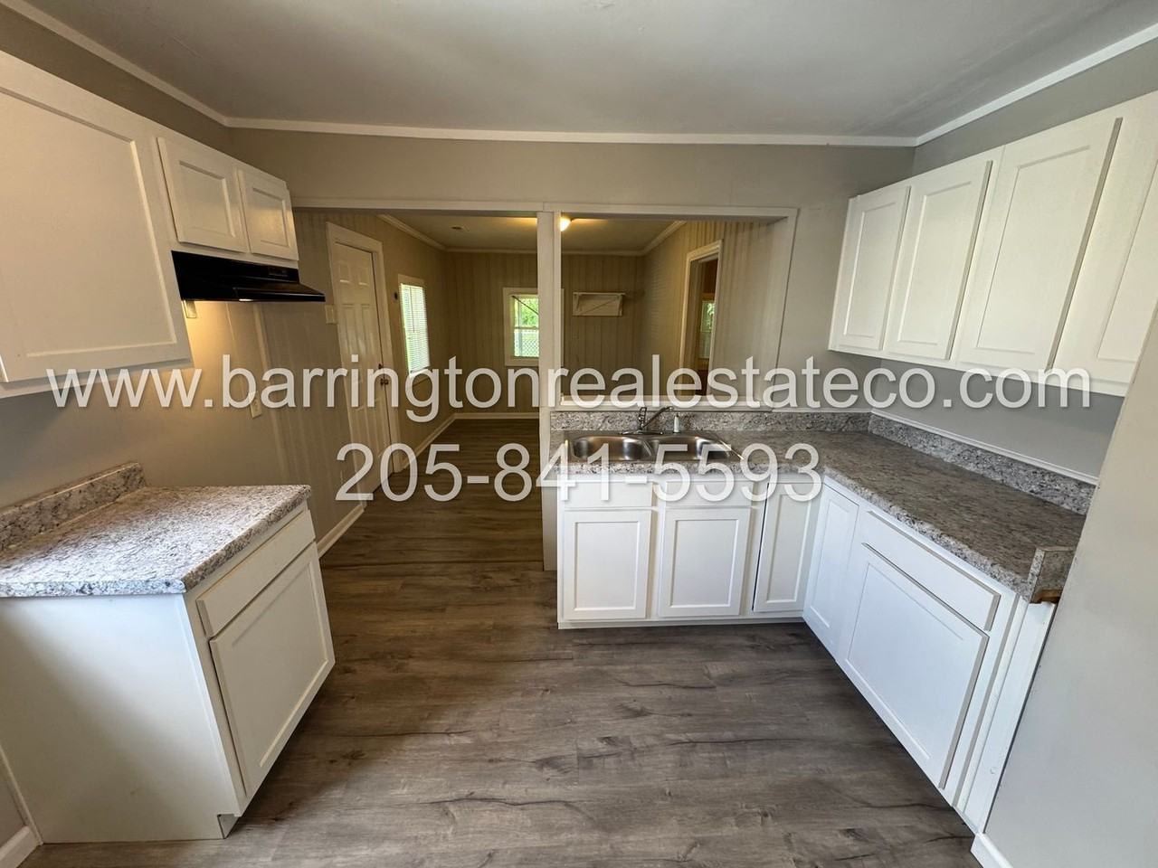 719 16th St N - Photo 3 of 5