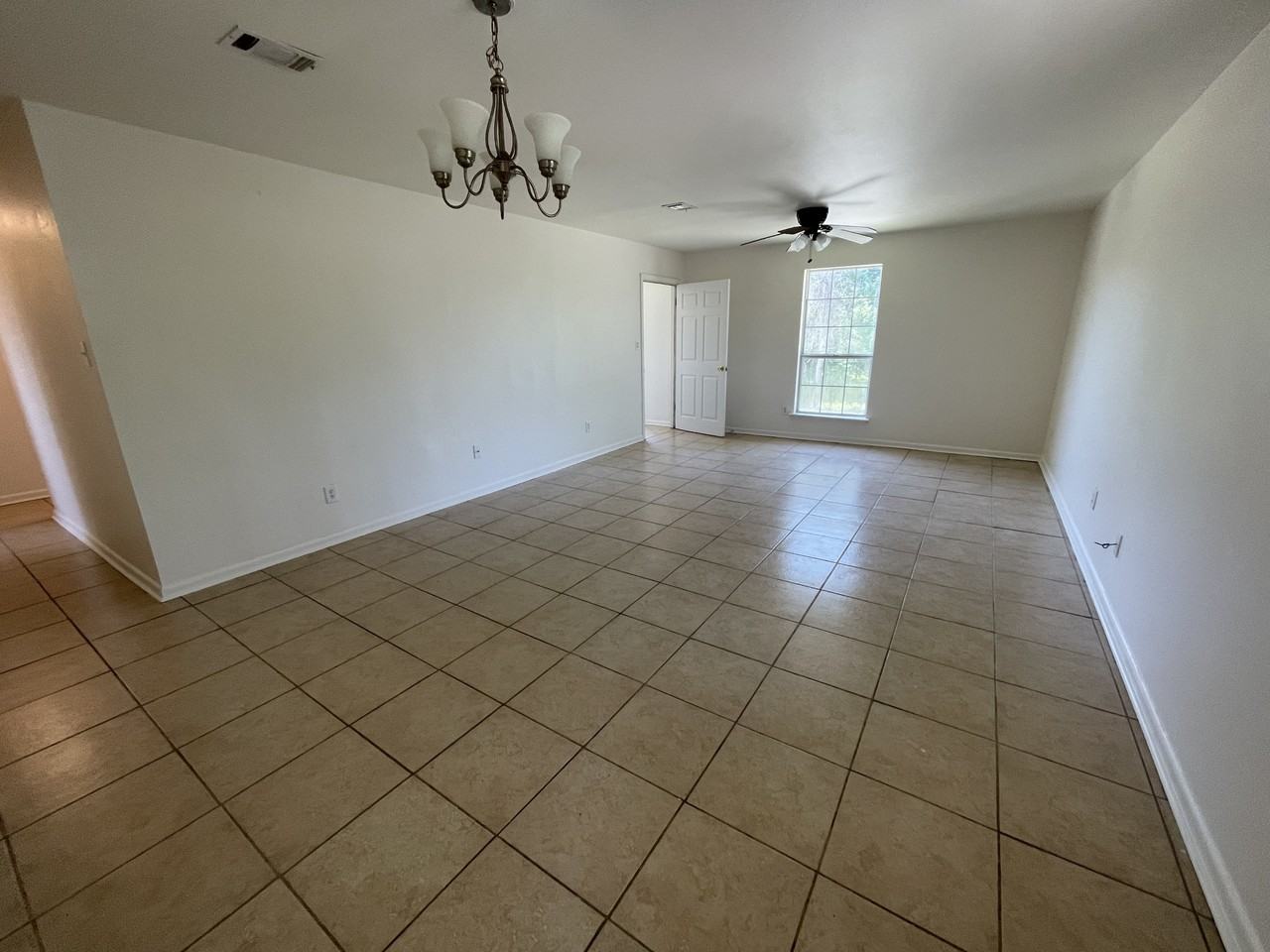 2429 Octavia Dr - Photo 2 of 12