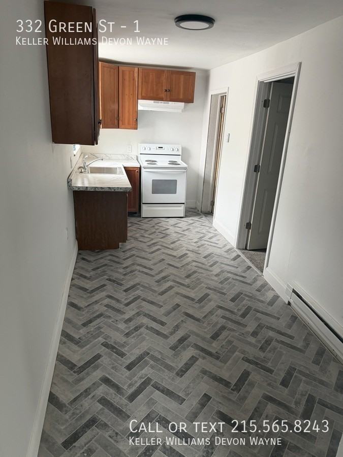 332 Green St #1 - Photo 3 of 6