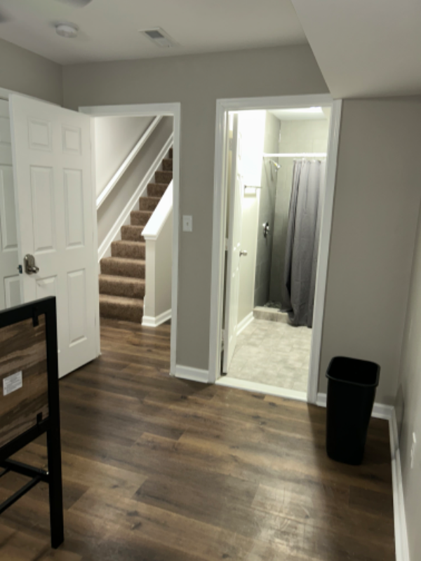 1108 N Fulton Ave - Photo 5 of 8