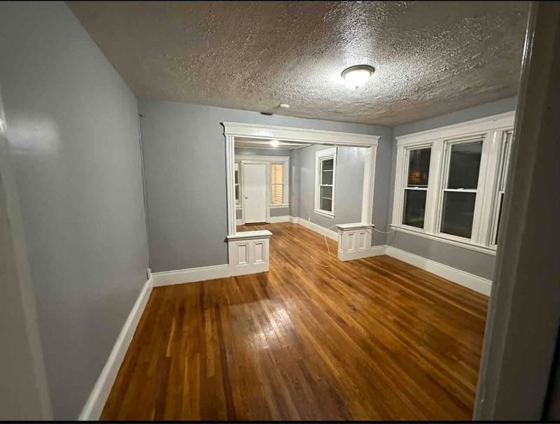 41 Johnson St - Photo 5 of 7