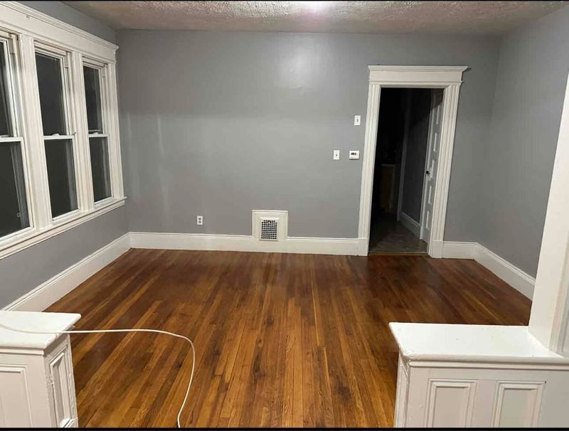 41 Johnson St - Photo 6 of 7