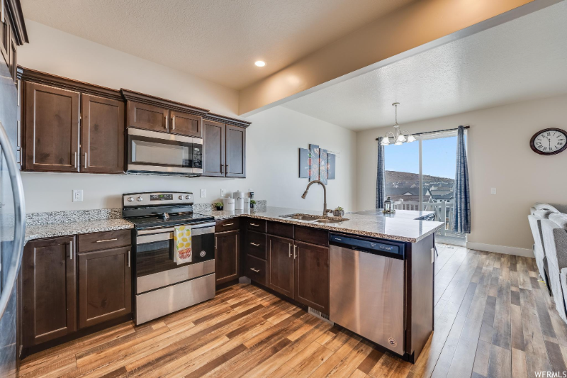 8174 N Clydesdale Dr - Photo 4 of 12