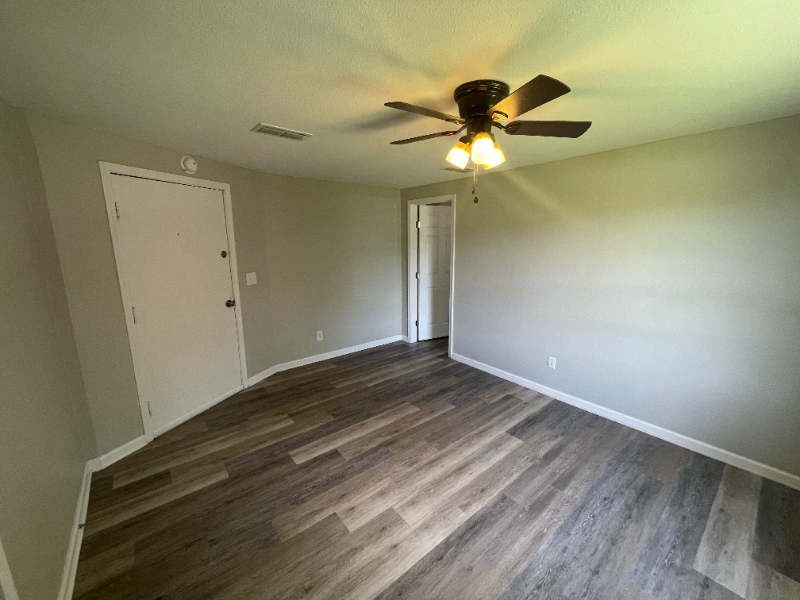 8724 Ocean Springs Rd #B - Photo 7 of 13