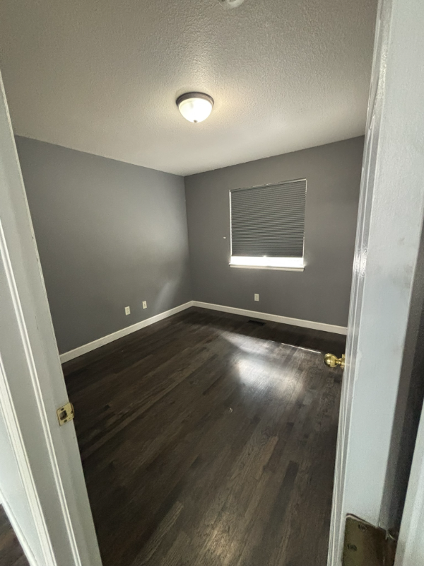 10144 Madison St - Photo 2 of 27