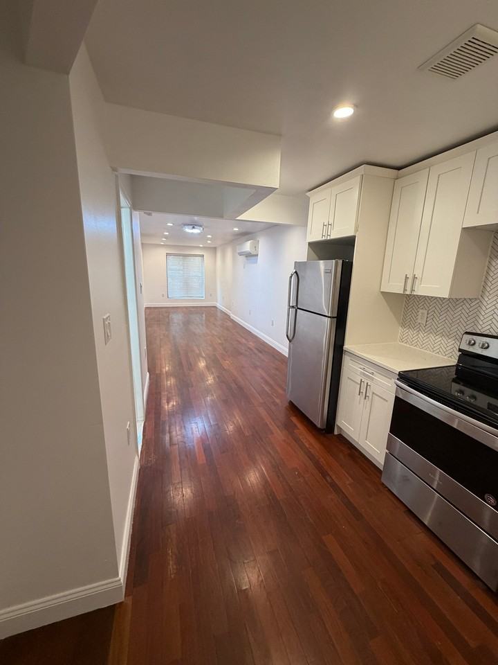 427 E 143rd St #1 - Photo 3 of 7
