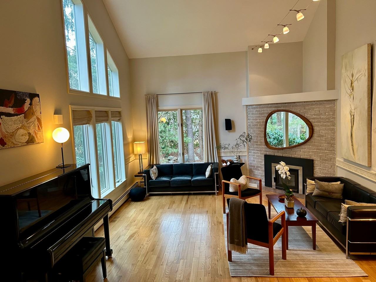 113 Cold Spring Rd - Photo 5 of 19
