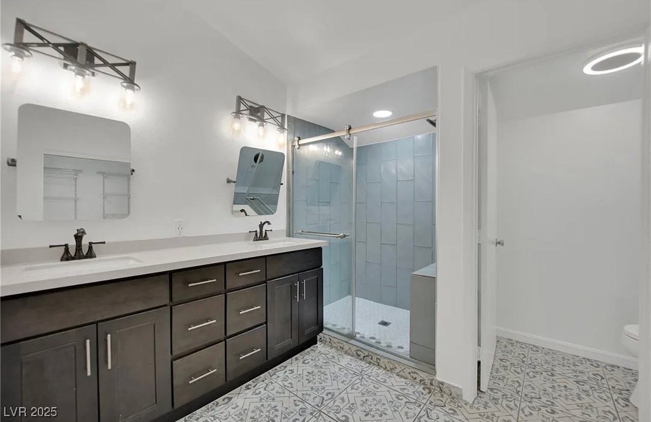 5620 Indian Ridge Dr - Photo 5 of 19