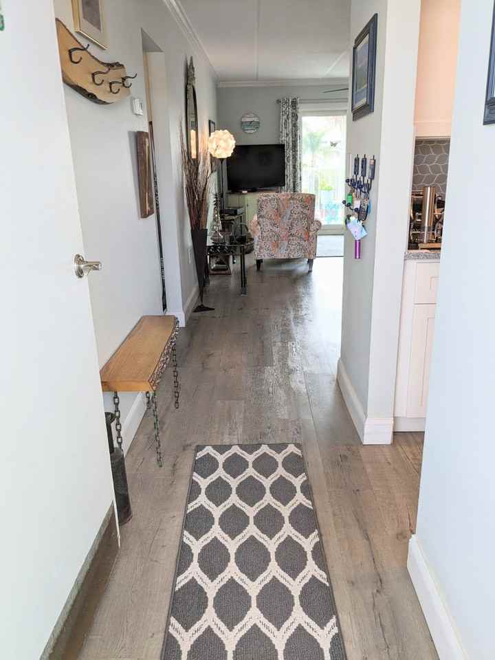 464 Noerh Paula Drive #305 - Photo 5 of 20