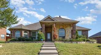 908 Lincoln Dr - Photo 1 of 1