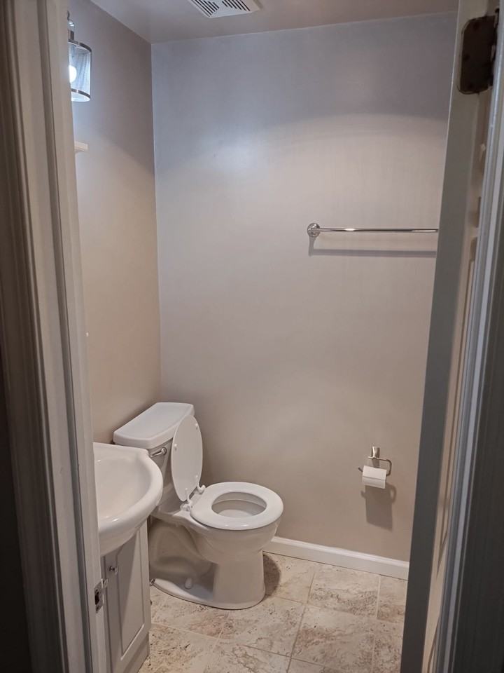 2306 Whitpain Hls - Photo 7 of 13
