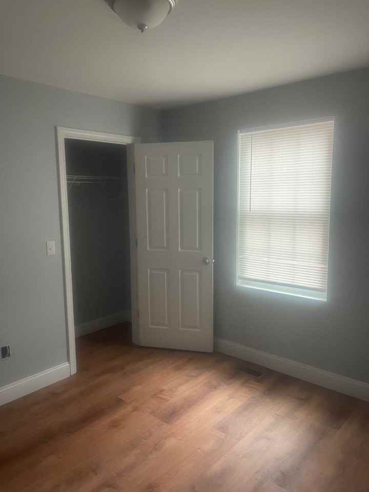 42 Ledge St #1 - Photo 3 of 18