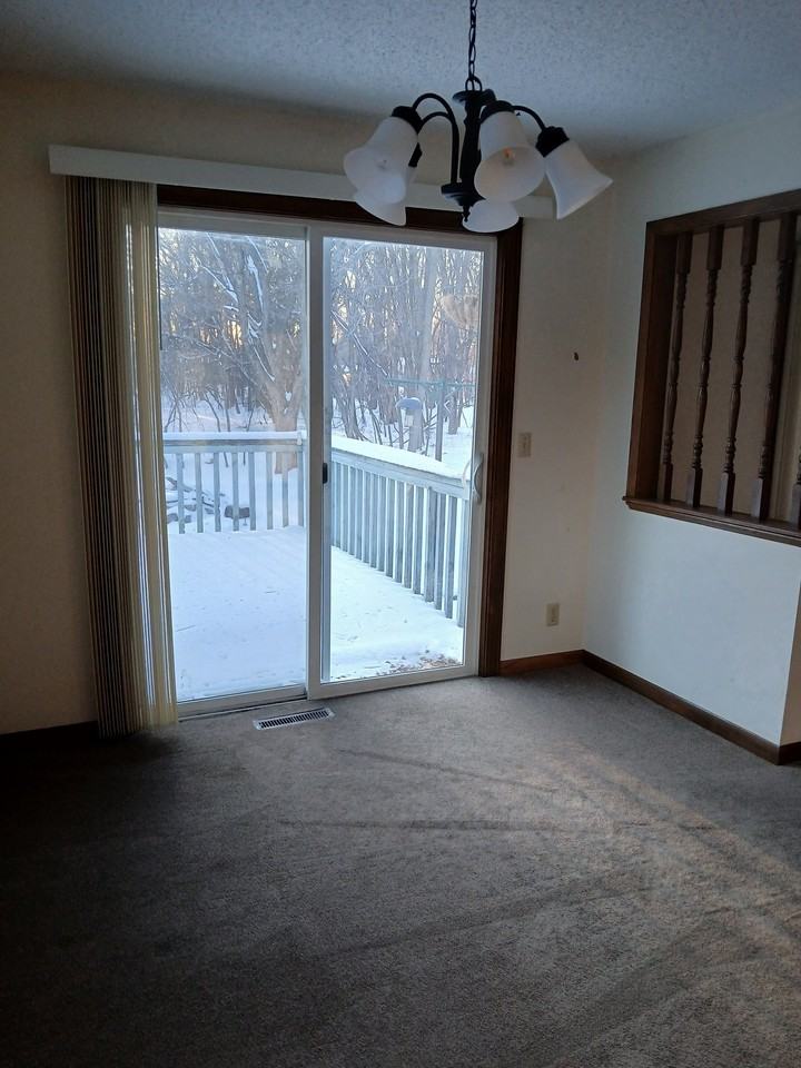 2955 Arcade St - Photo 5 of 20