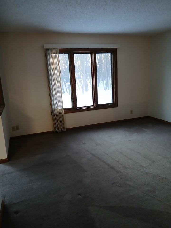 2955 Arcade St - Photo 7 of 20
