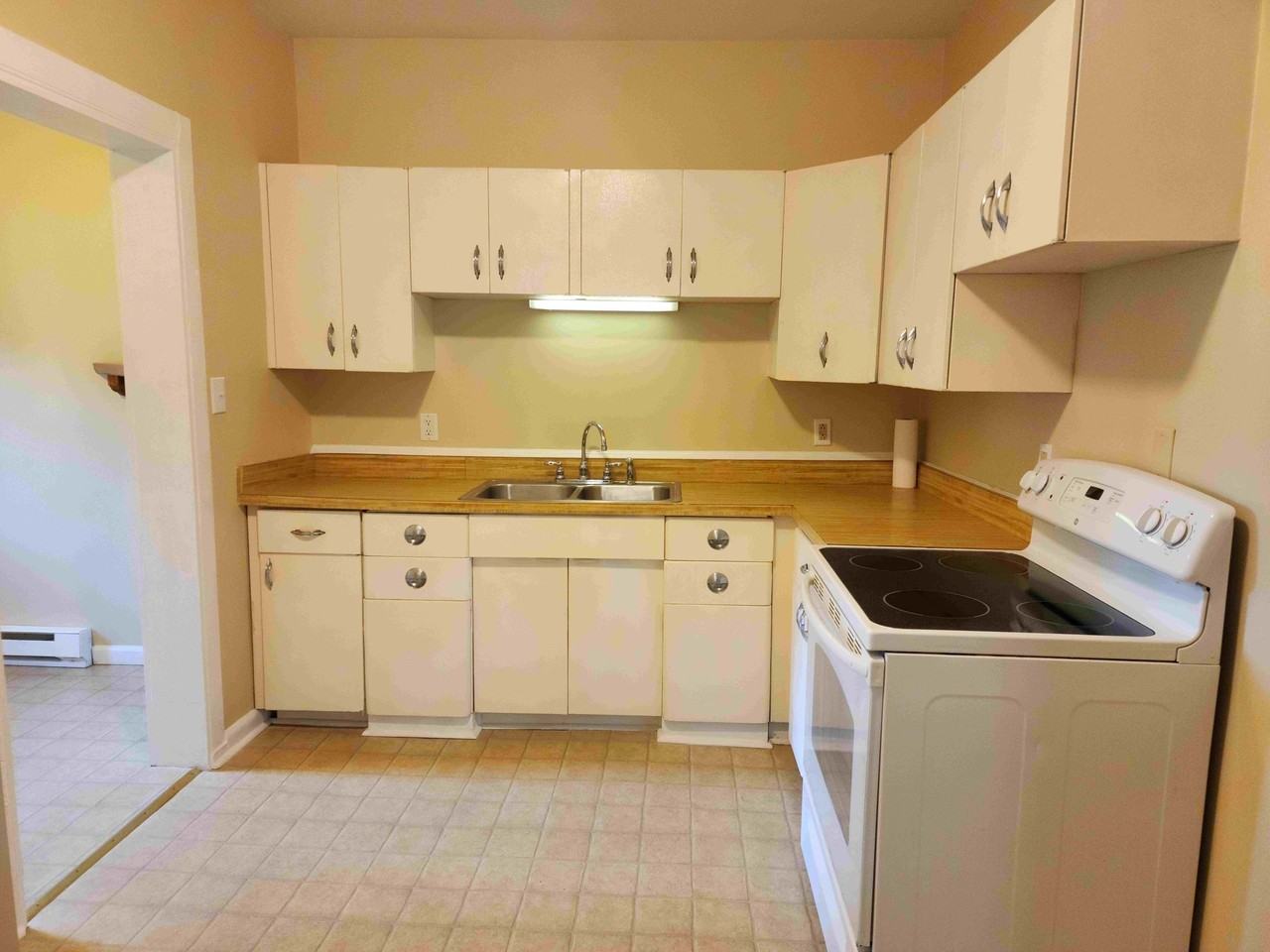 513 3rd St - Photo 6 of 20