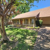 6076 N Shallowhill Dr - Photo 1 of 1
