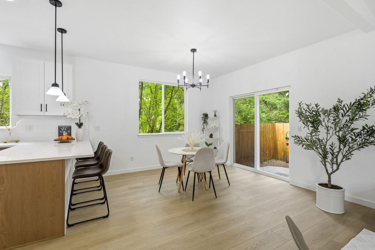 4604 20th Way Ne - Photo 6 of 14