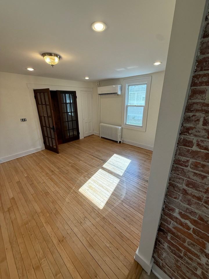 96 W Main St #1 - Photo 7 of 20