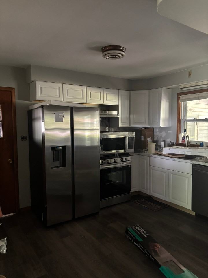 623 S Hill St - Photo 2 of 5